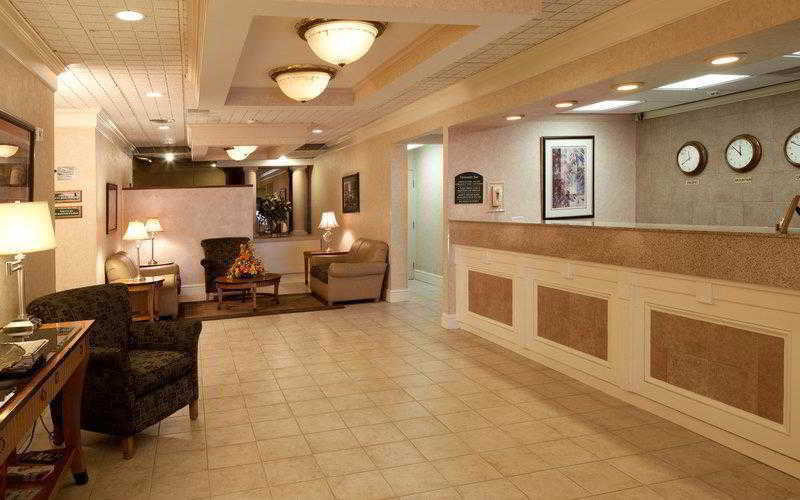 Best Western Plus University Inn Steubenville Interior photo