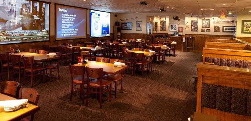 Best Western Plus University Inn Steubenville Restaurant photo