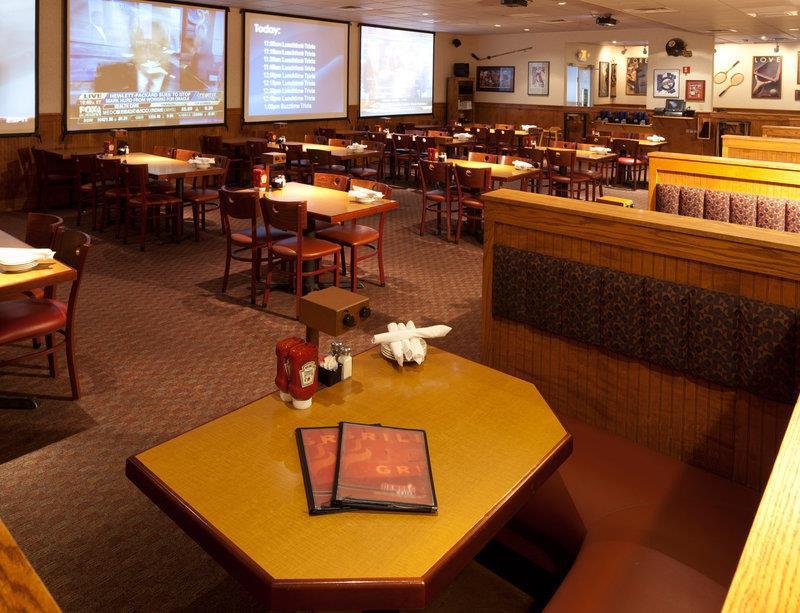 Best Western Plus University Inn Steubenville Restaurant photo